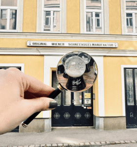 Read more about the article A Must-Have Vienna Souvenir: Inside the Original Viennese Snowglobe Manufacture (Since 1900)