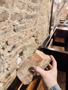 Zwölf Apostelkeller Vienna cellar restaurant